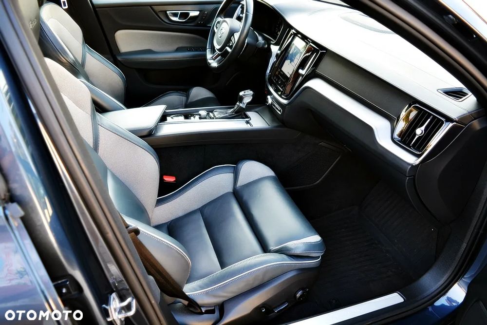 Volvo S60 T6 AWD Geartronic RDesign - 5