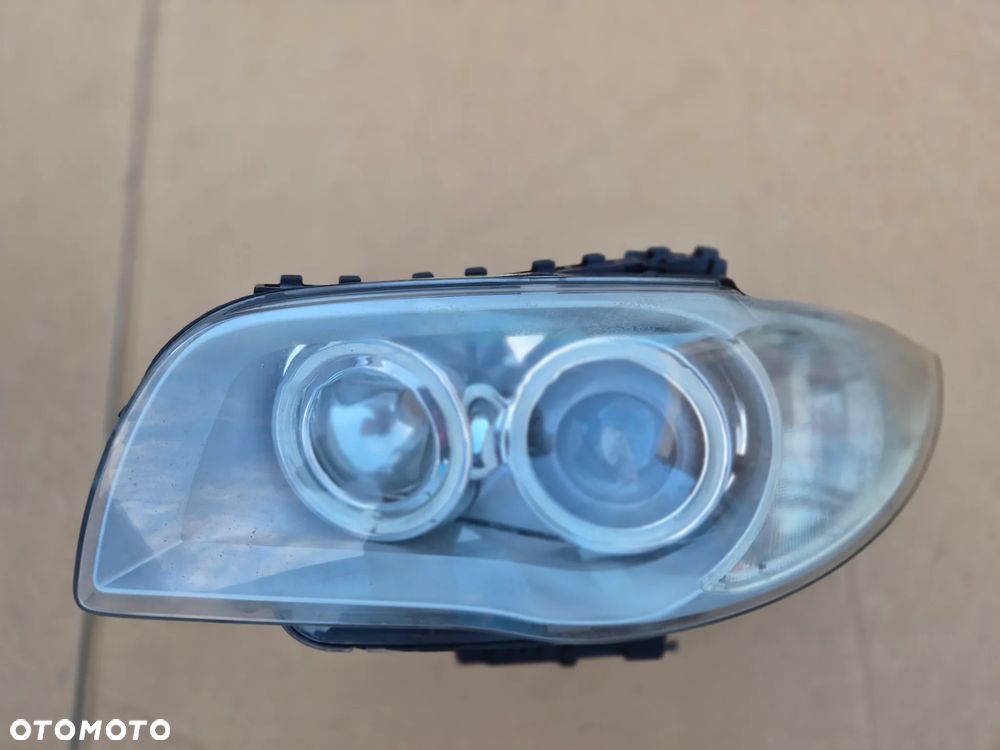 BMW 1 E87 reflektor lewy.Ksenon.Valeo.EU. - 1