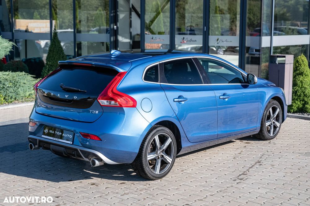 Volvo V40 T3 Geartronic RDesign - 15