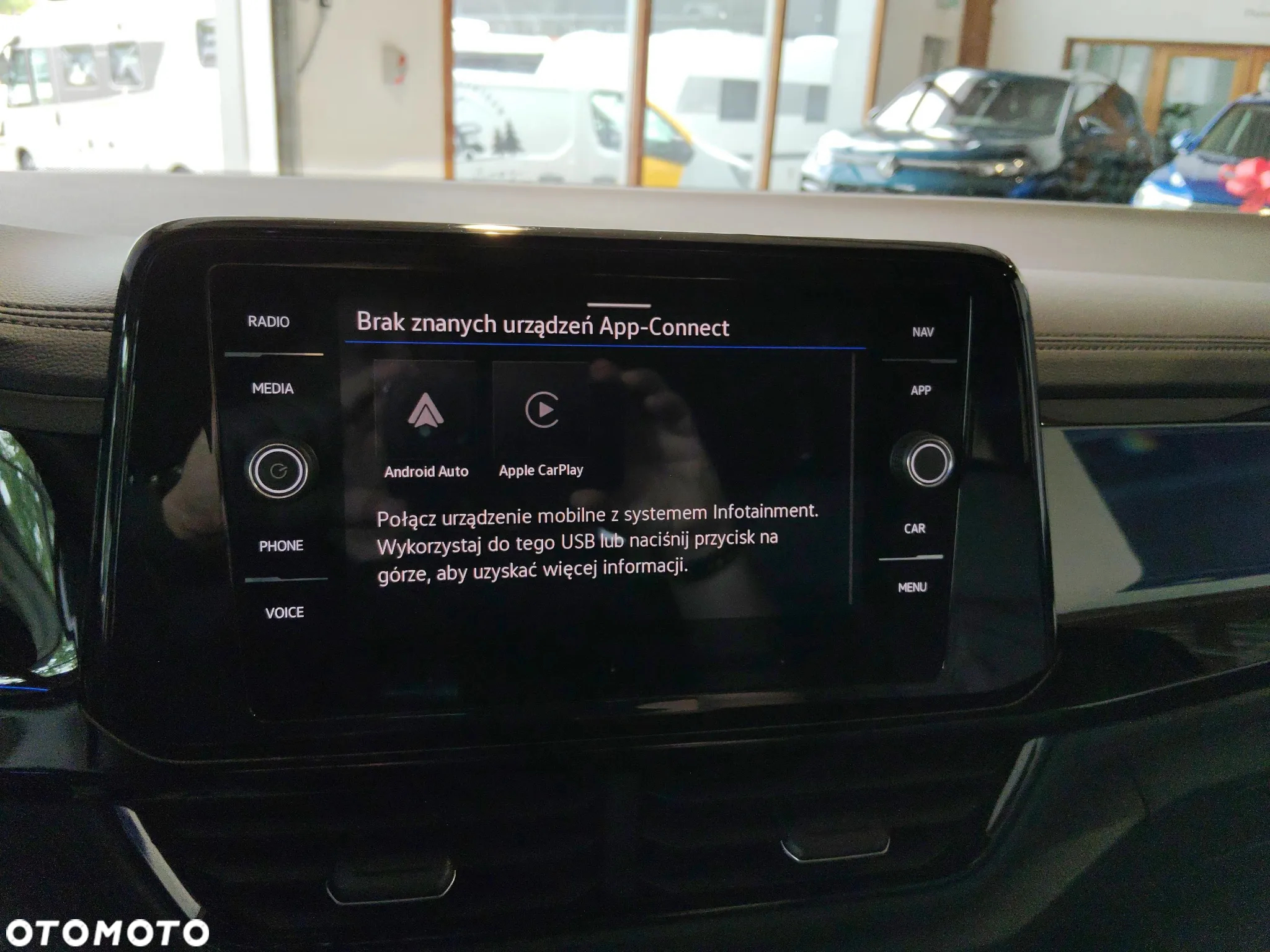 Volkswagen T-Roc 1.5 TSI R-Line DSG - 25
