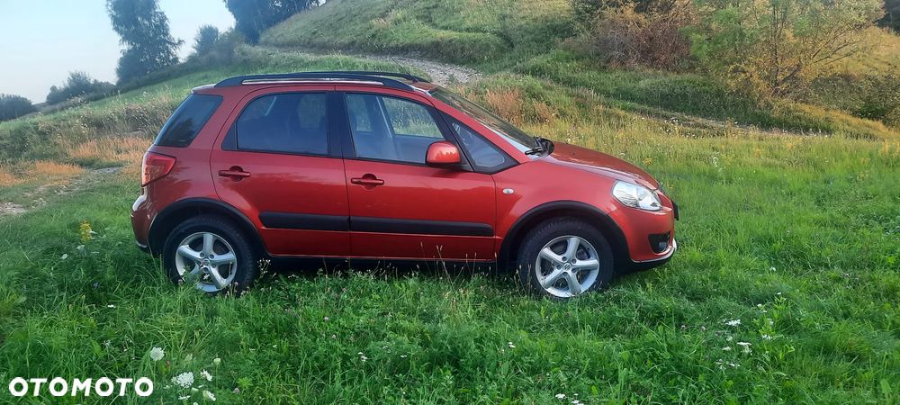 Suzuki SX4 1.6 GS / Premium 4WD - 8