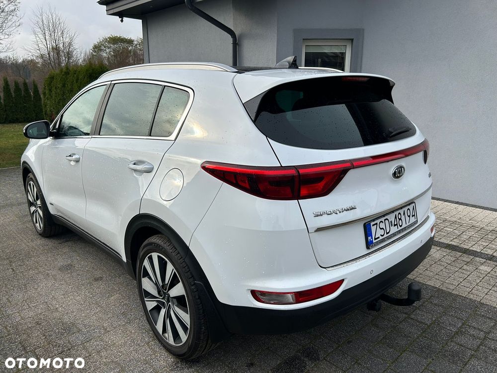 Kia Sportage 2,0 CRDI AWD Vision - 19