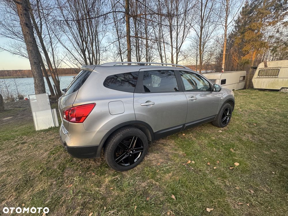 Nissan Qashqai+2 - 3