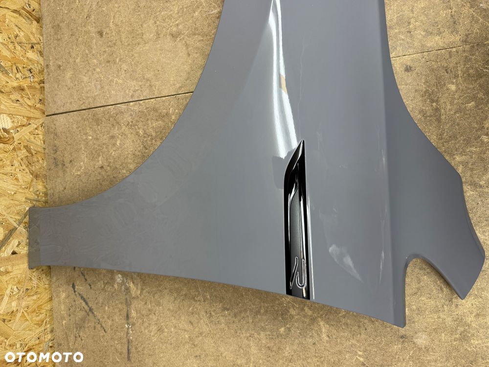 BŁOTNIK LEWY PRZÓD VOLKSWAGEN GOLF VIII 5H0 LA7C - 2