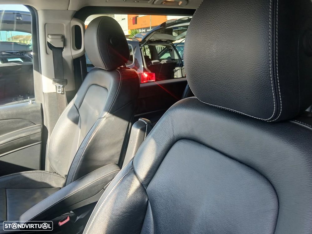 Mercedes-Benz V 250 BlueTEC Longo Avantgarde - 11