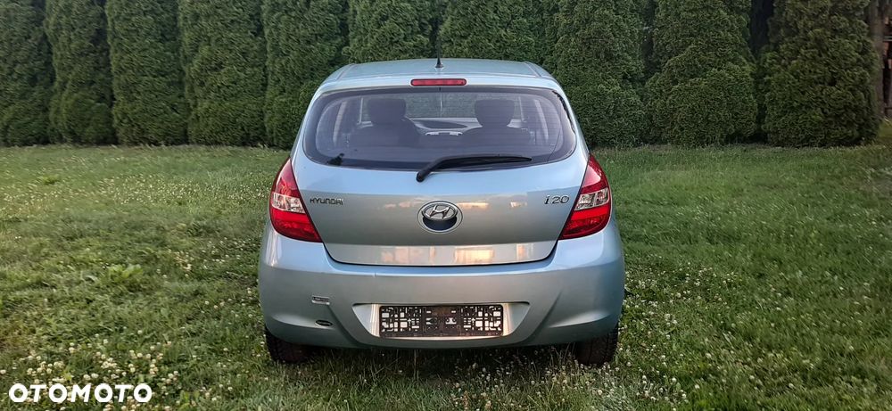 Hyundai i20 - 18