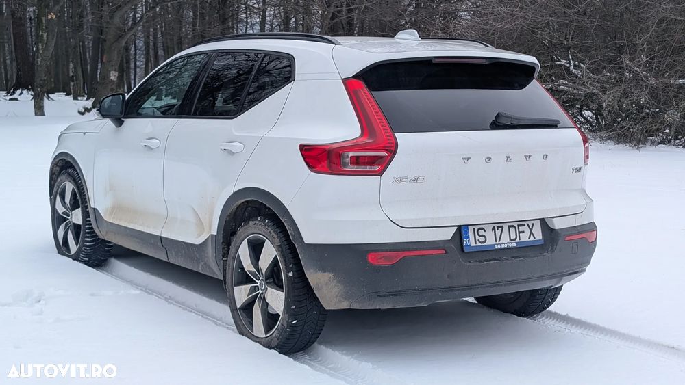 Volvo XC 40 T5 AWD Geartronic Momentum Pro - 3