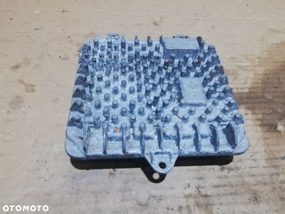 BMW E60 PRZETWORNICA 9477748 - 2