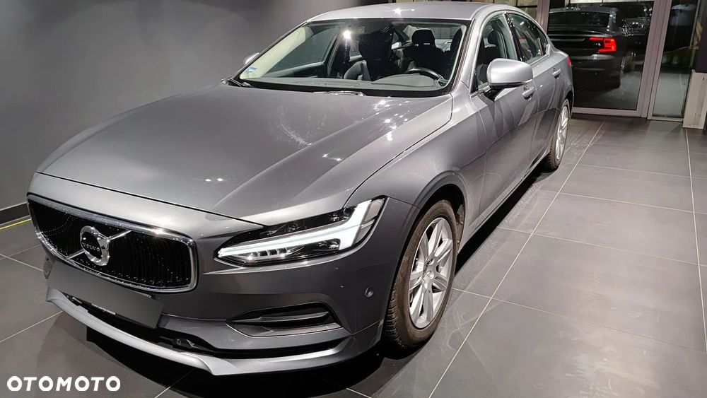 Volvo S90 D4 Momentum - 2