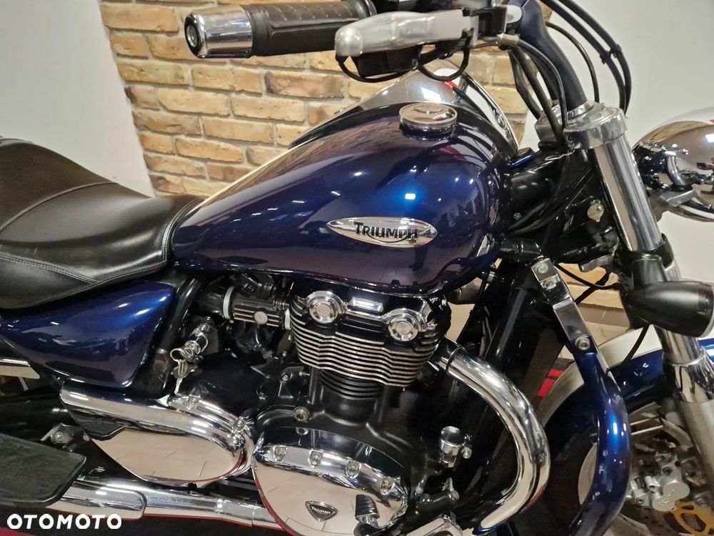 Triumph Thunderbird - 15