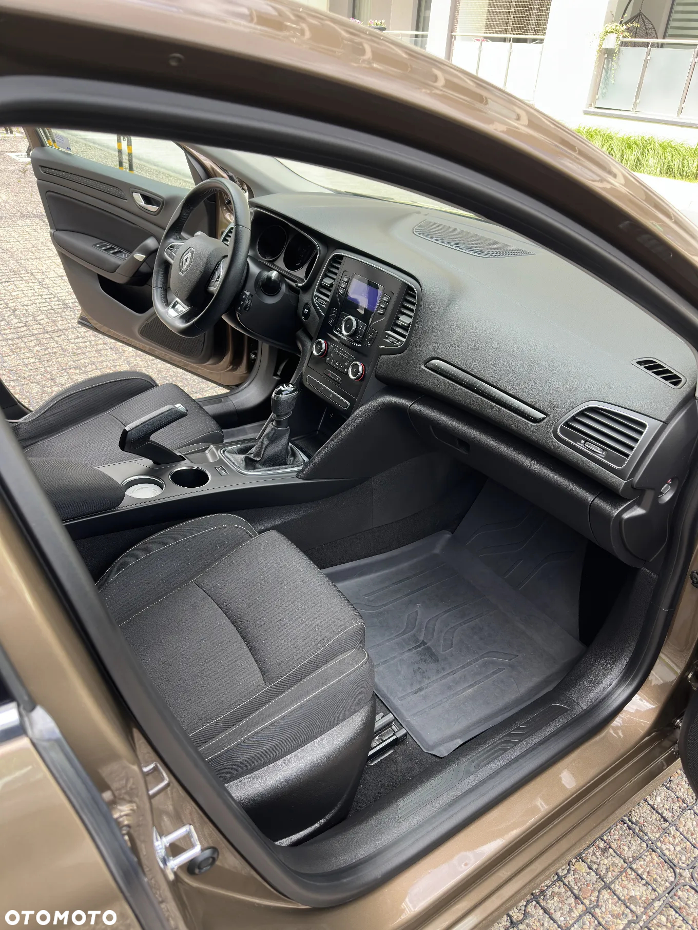 Renault Megane 1.2 Energy TCe Zen - 10