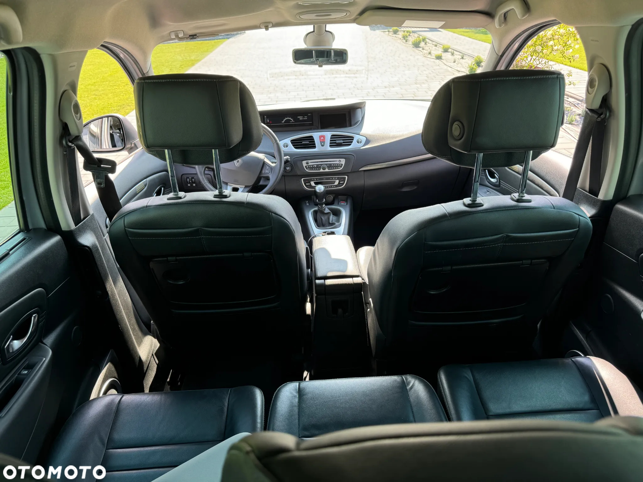 Renault Scenic 1.9 dCi Privilege - 13
