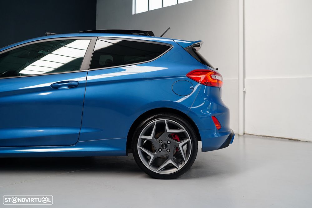 Ford Fiesta 1.5 EcoBoost ST - 21