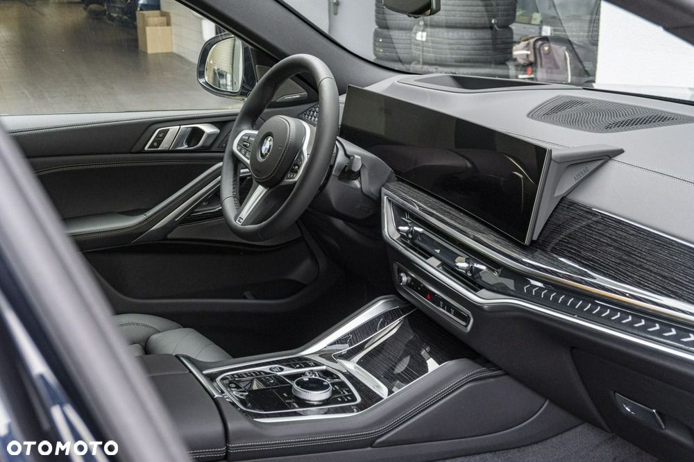 BMW X6 - 24