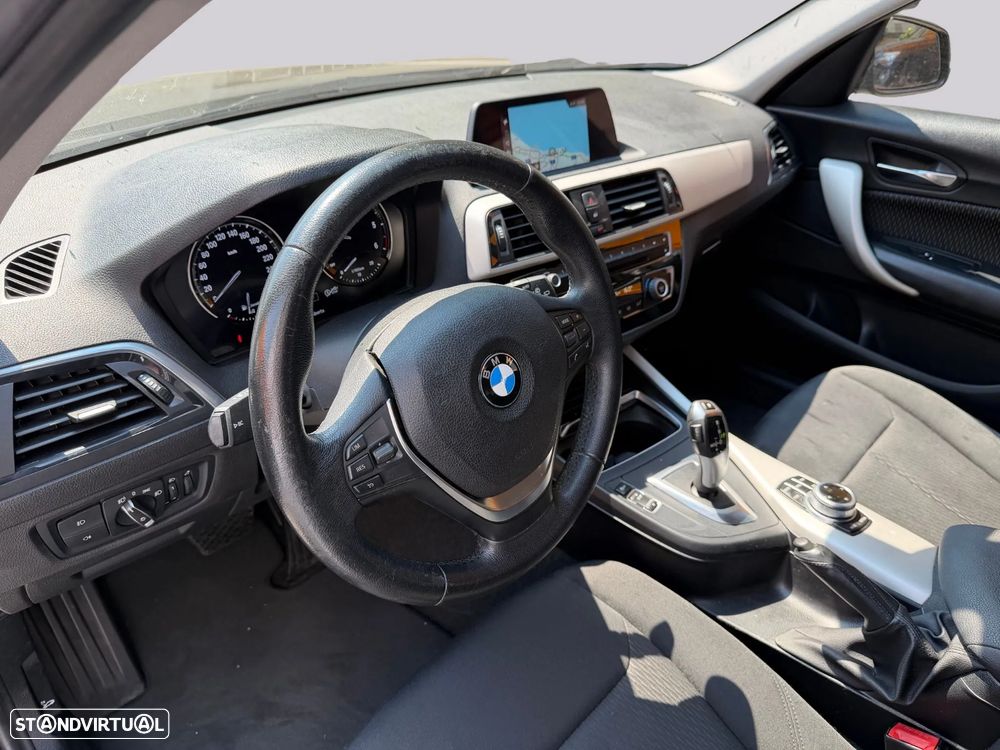 BMW 116 d Aut. Sport Line - 13