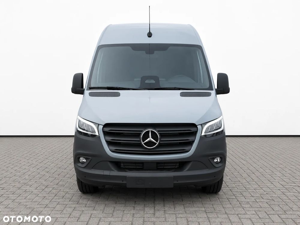 Mercedes-Benz Sprinter - 3