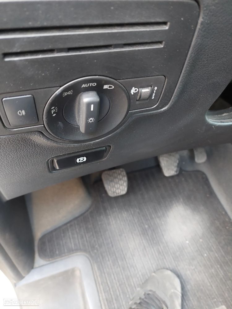 Mercedes-Benz Vito - 11
