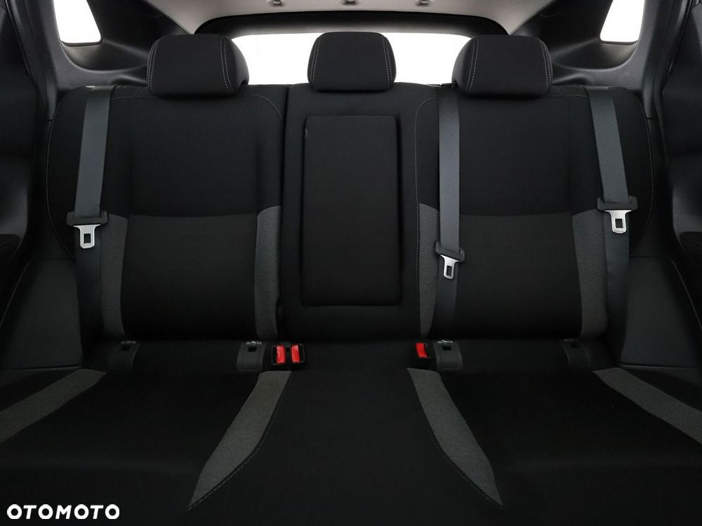 Nissan Qashqai 1.6 DIG-T N-Connecta - 19