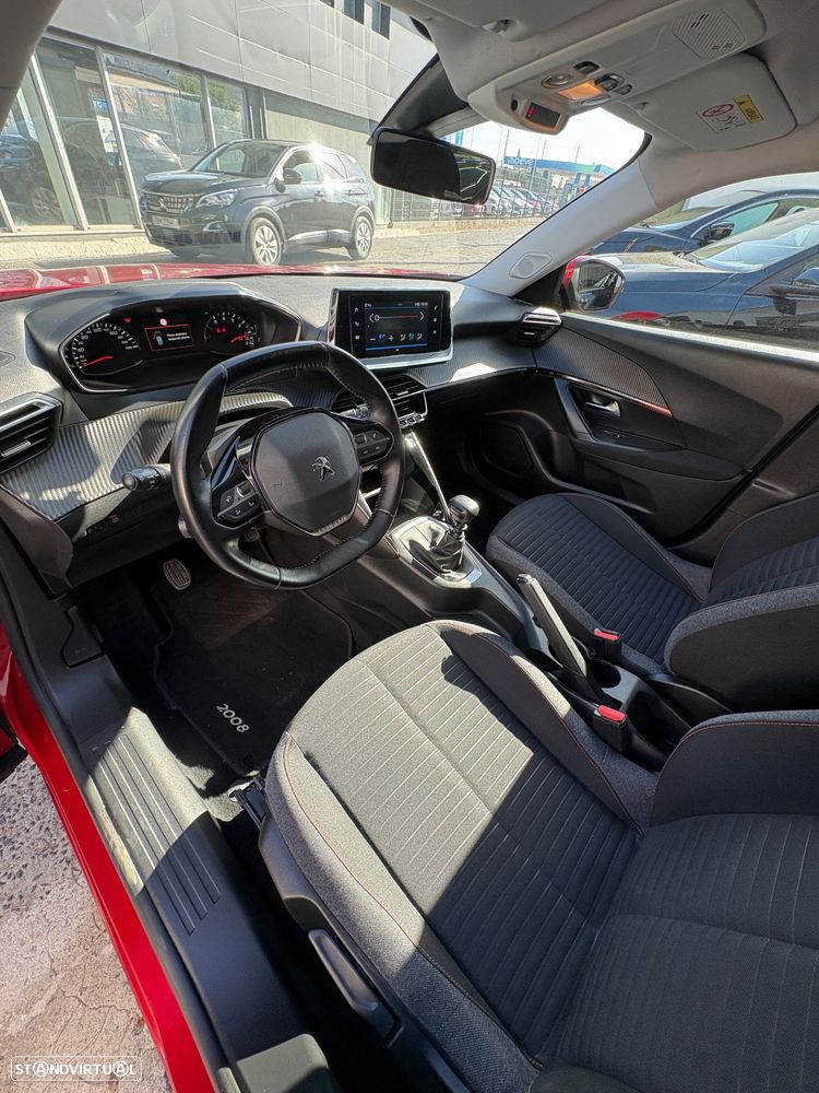 Peugeot 2008 - 10
