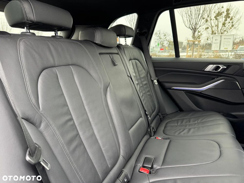 BMW X5 xDrive40i - 15