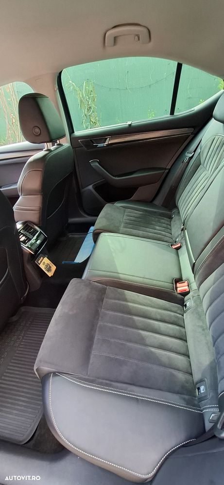 Skoda Superb 2.0 TSI 4X4 DSG Style - 8