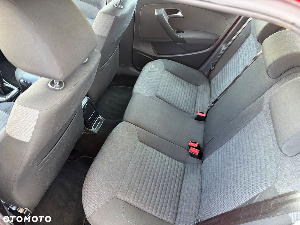 Volkswagen Polo 1.4 Highline - 13