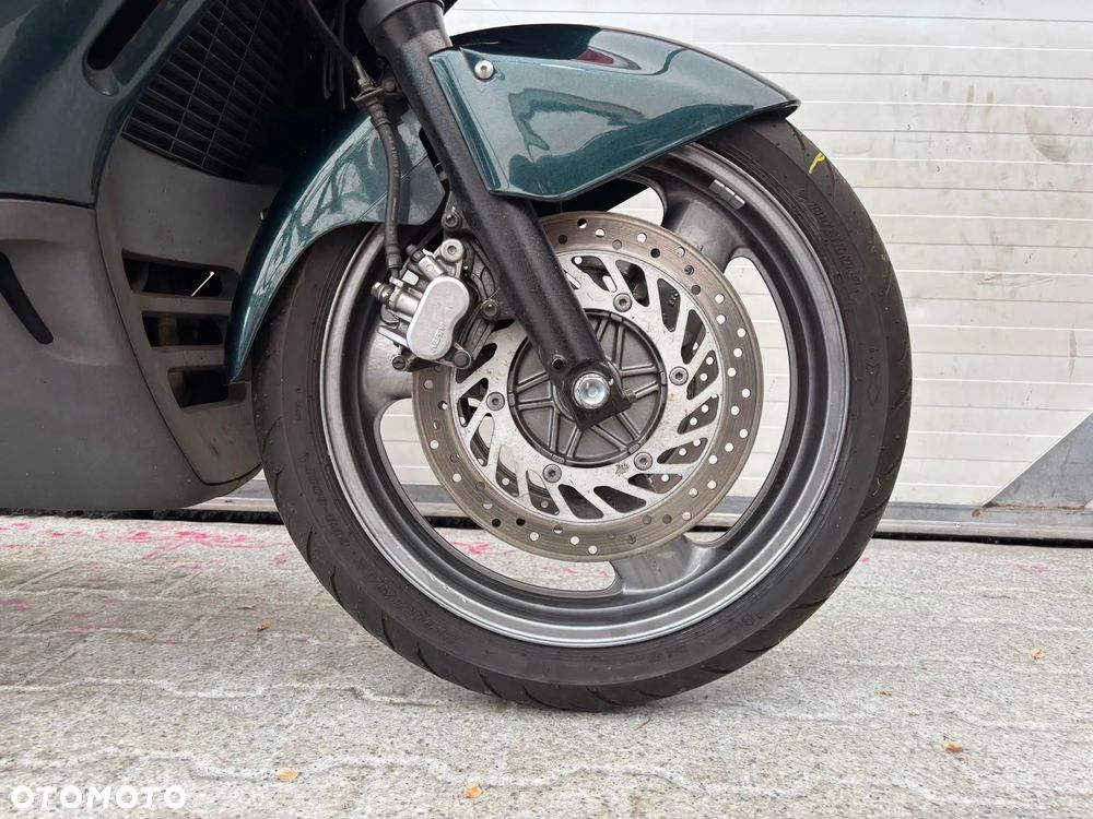 Honda ST - 19