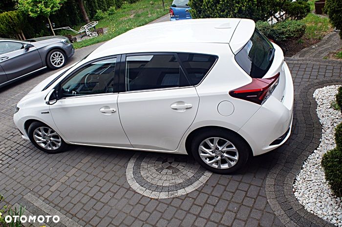 Toyota Auris 1.8 HSD Luna - 8