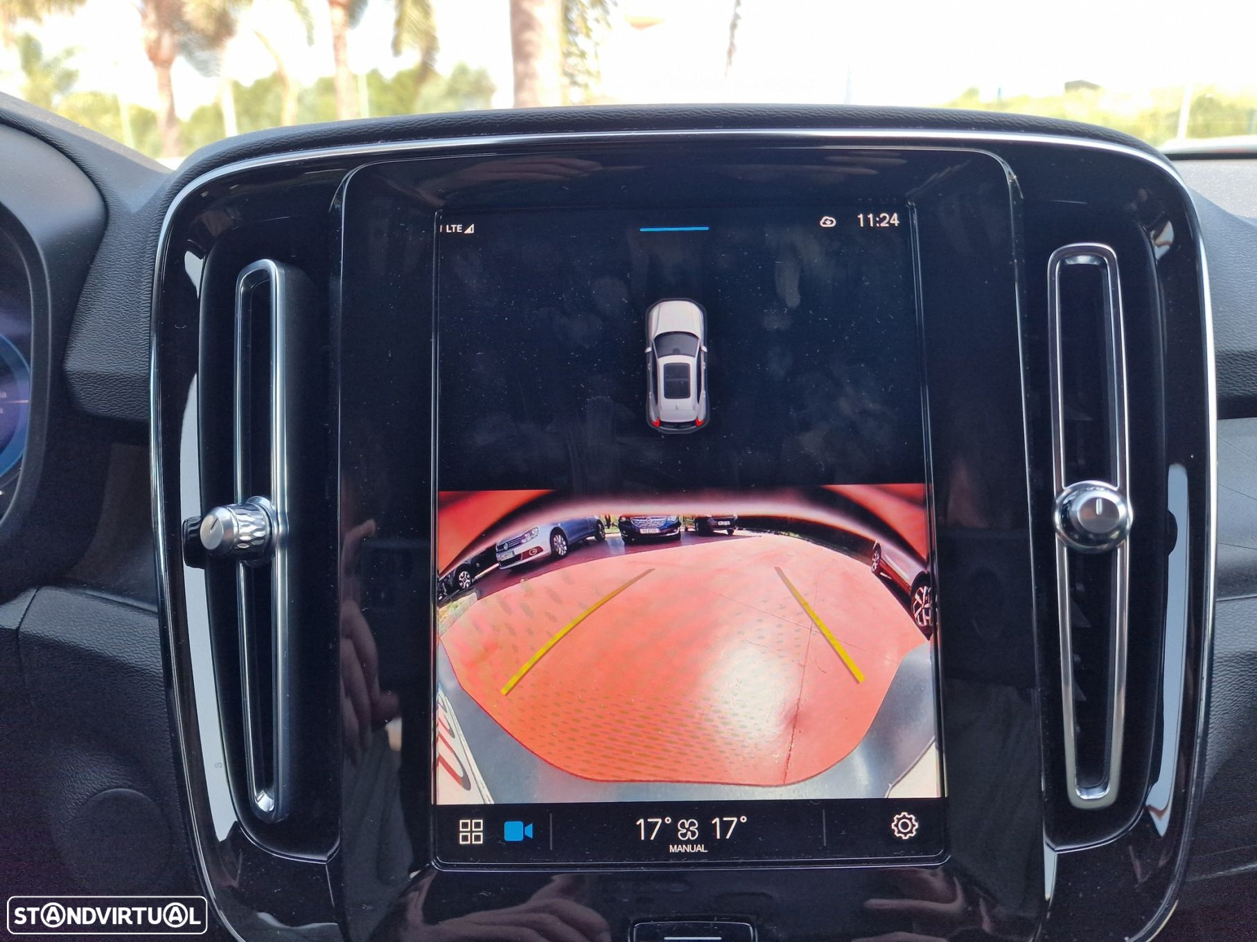 Volvo XC 40 Recharge Core - 38