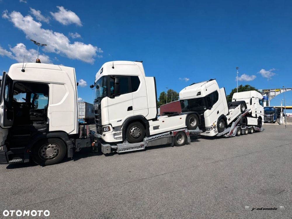 Mercedes-Benz Actros - 3