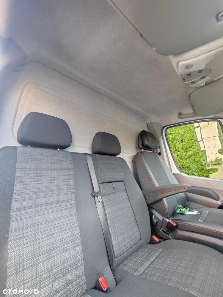 Mercedes-Benz Sprinter 319 - 20