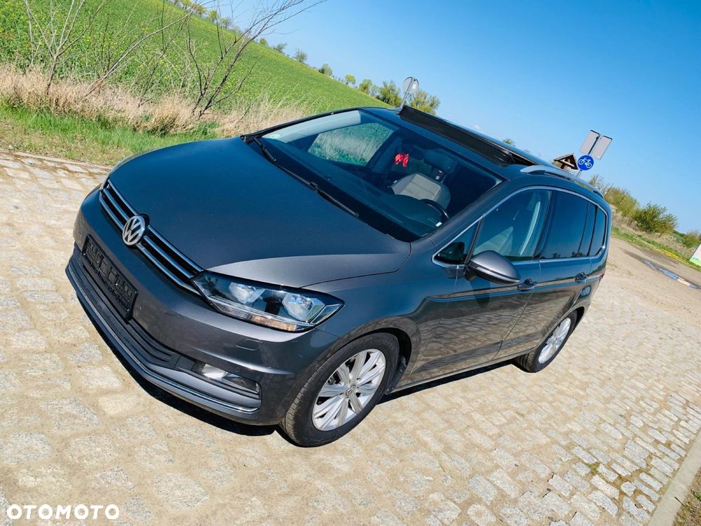 Volkswagen Touran - 2
