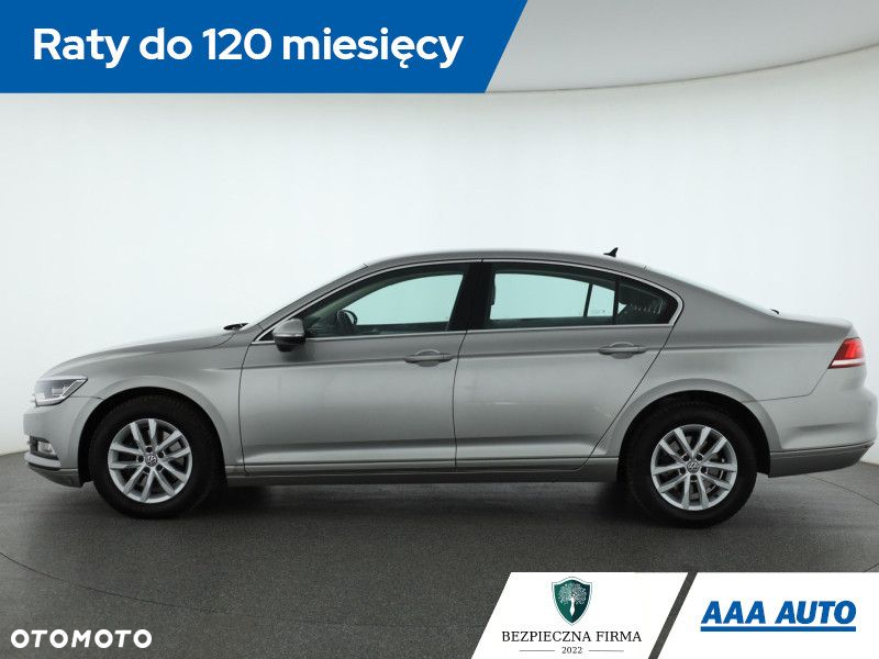 Volkswagen Passat - 3
