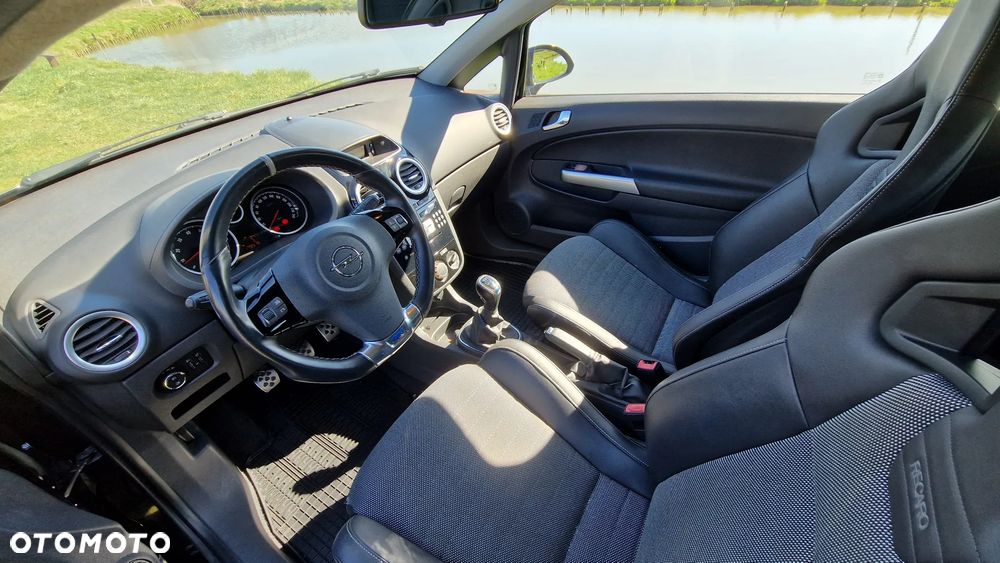 Opel Corsa 1.6 Turbo OPC - 30