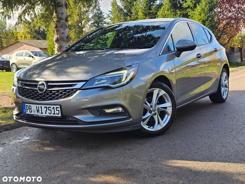 Opel Astra 1.4 Turbo 120 Jahre - 1