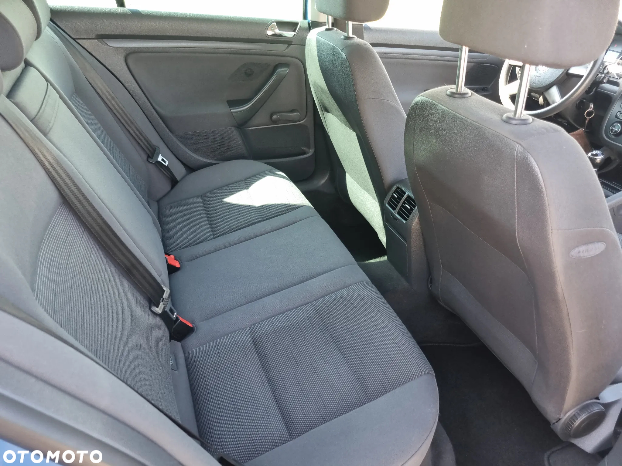 Volkswagen Golf 1.4 Comfortline - 17