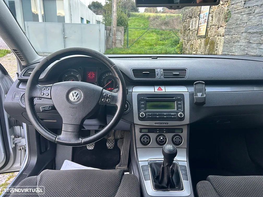 VW Passat 1.9 TDi Confortline - 14