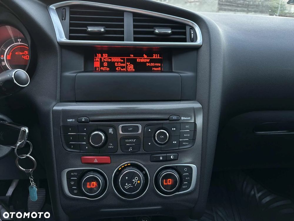 Citroën C4 1.6 HDi Seduction - 24