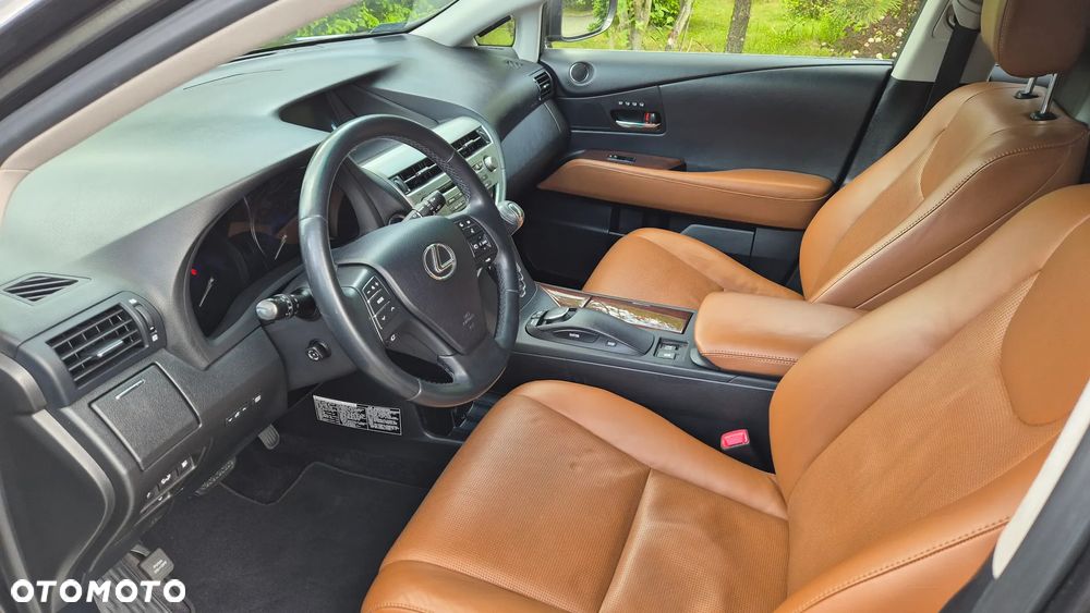 Lexus RX - 21