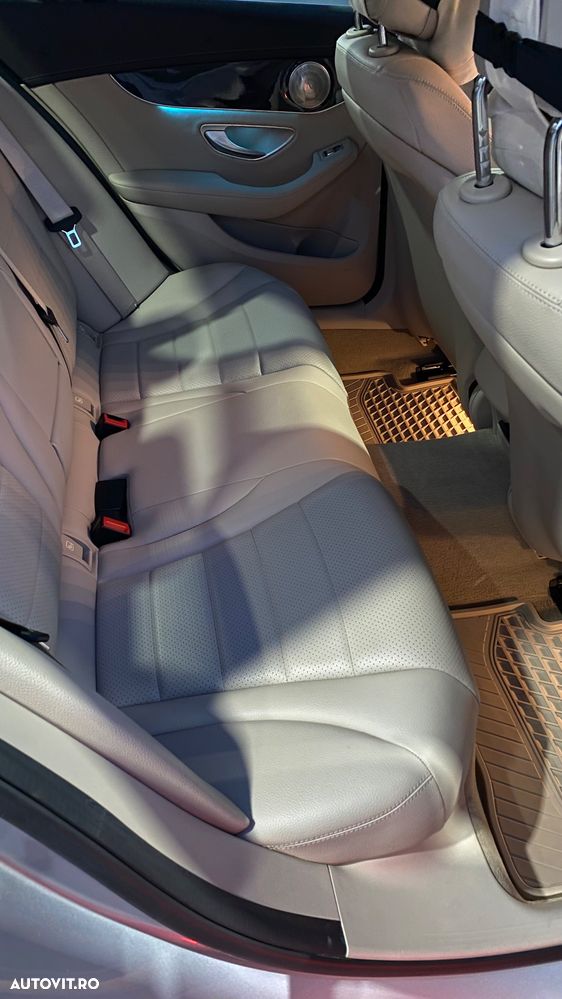 Mercedes-Benz C - 9