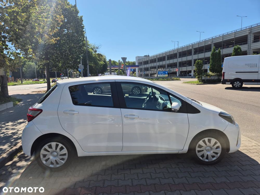 Toyota Yaris 1.5 Premium - 7