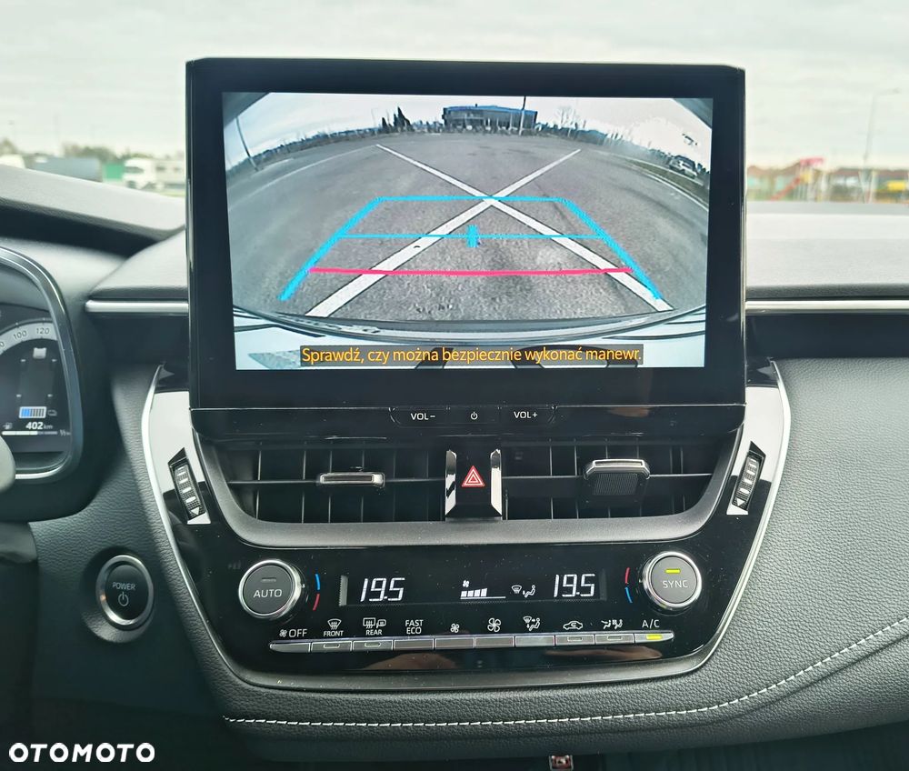 Toyota Corolla 1.8 Hybrid Comfort - 14