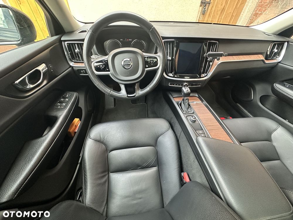 Volvo V60 D3 Geartronic Momentum Pro - 2