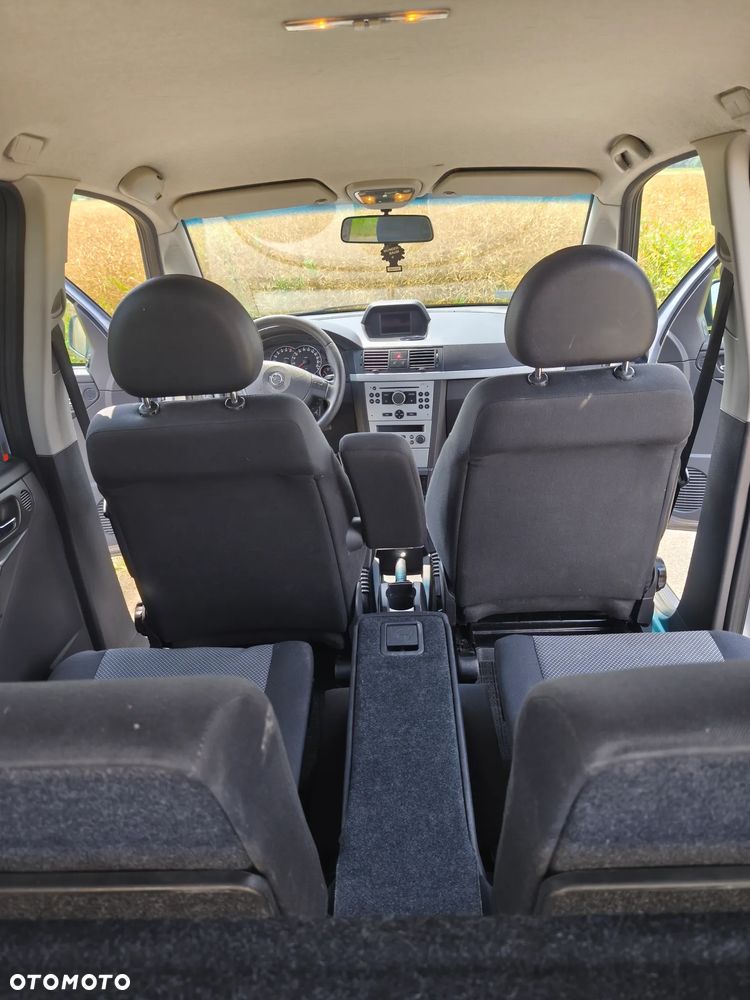 Opel Meriva 1.8 Cosmo - 22
