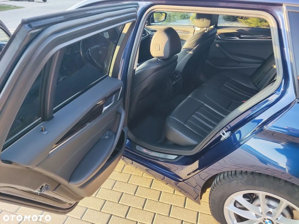 BMW Seria 5 520d xDrive Sport Line sport - 10