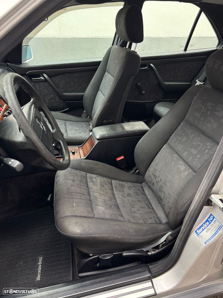 Mercedes-Benz C 220 - 11