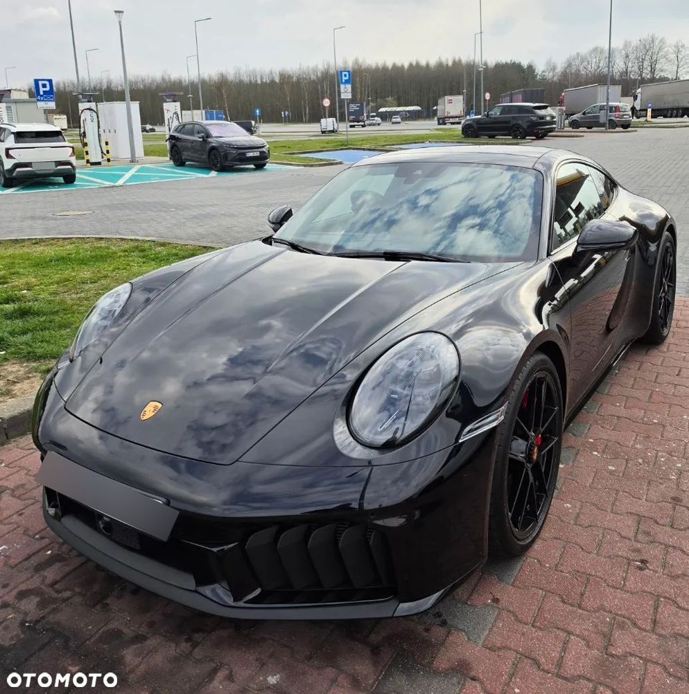 Porsche 911 Carrera T-Hybrid GTS - 1