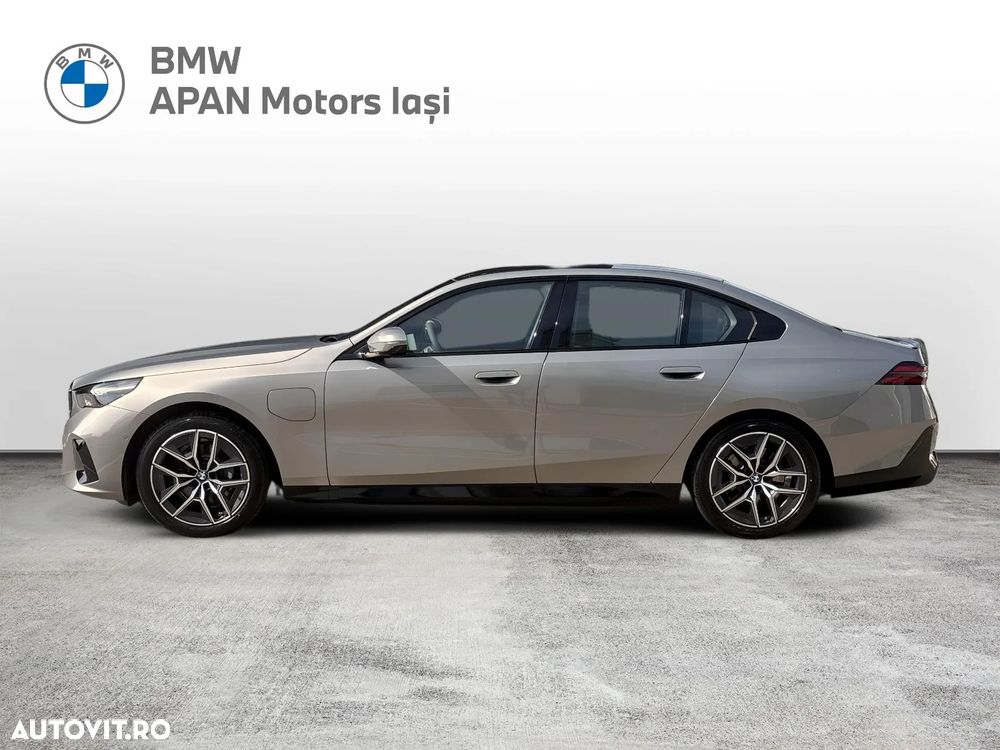 BMW Seria 5 530e xDrive Aut. - 8