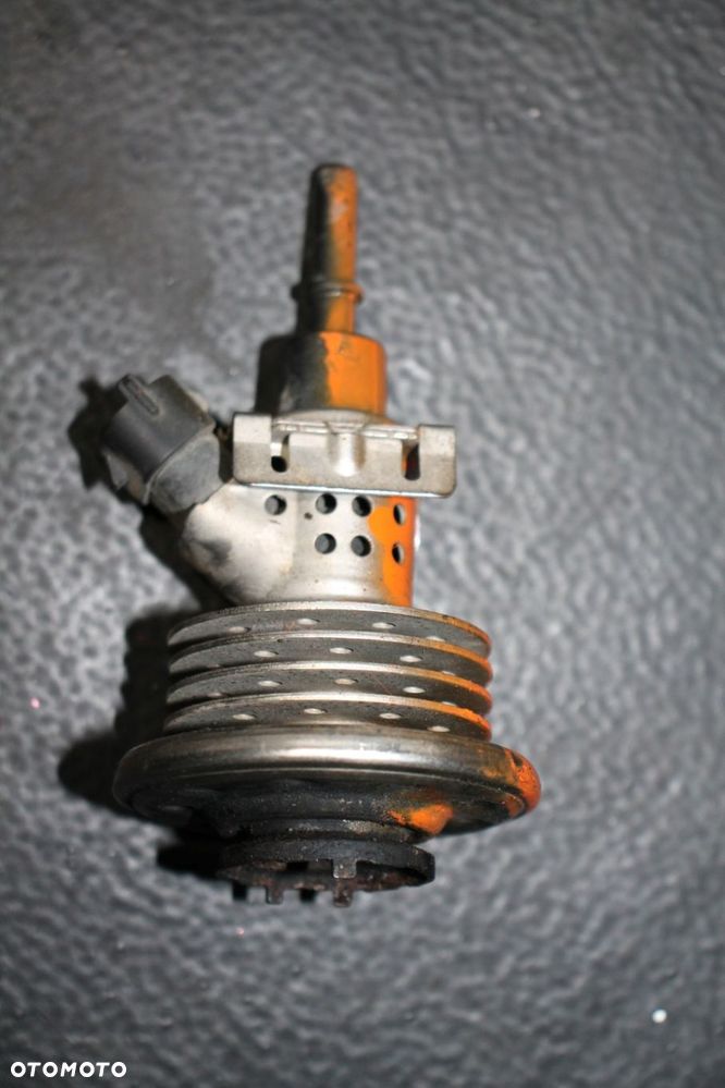 VOLKSWAGEN CRAFTER 2.5 TDI WTRYSKIWACZ ADBLUE - 1