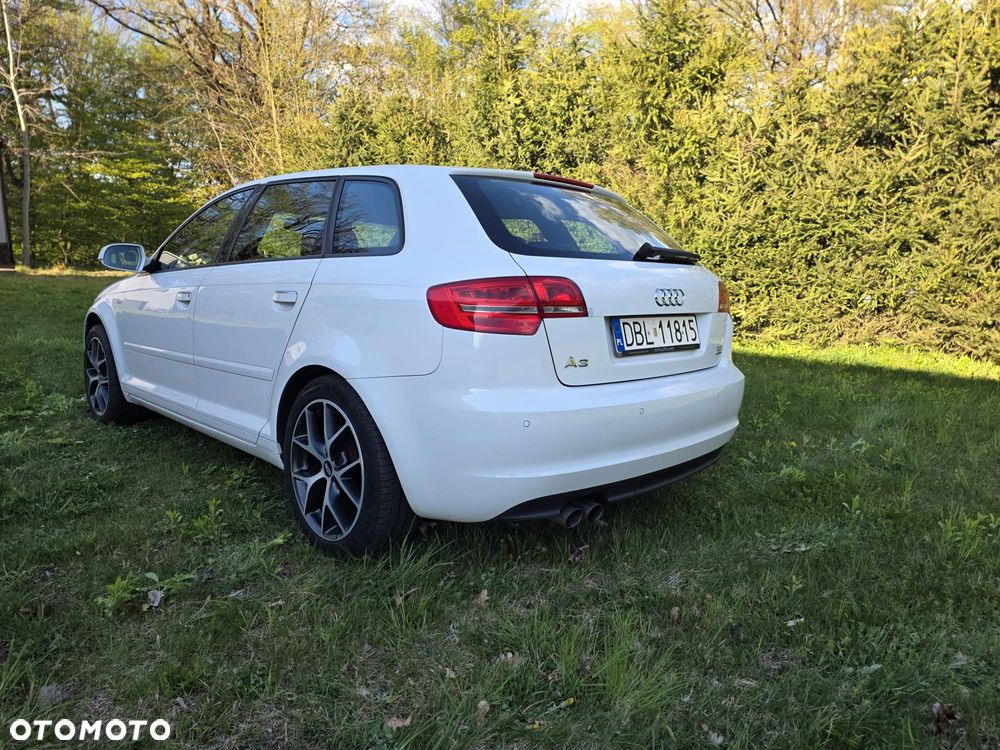 Audi A3 Sportback 2.0 TDI DPF quattro S line Sportpaket - 7
